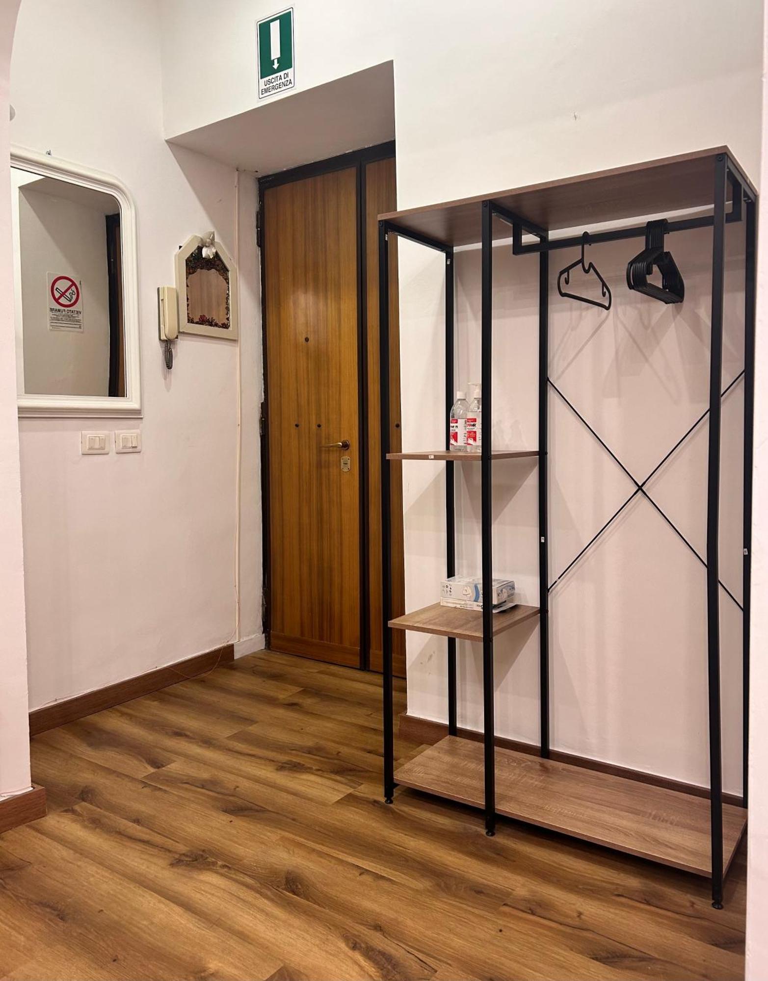 Termini With Terrace Apartamento *